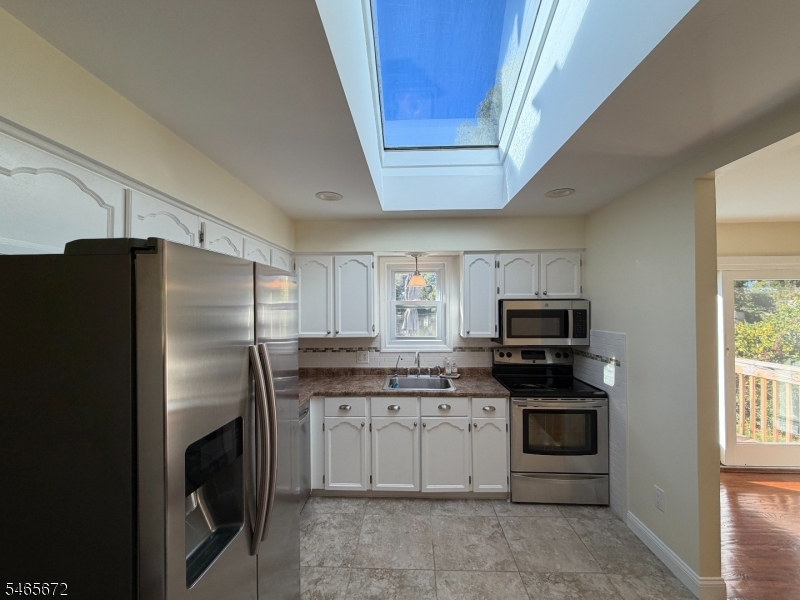 196 Decker Pond Road Andover, NJ 07821 - Photo 10 of 25 Gallery Image 10