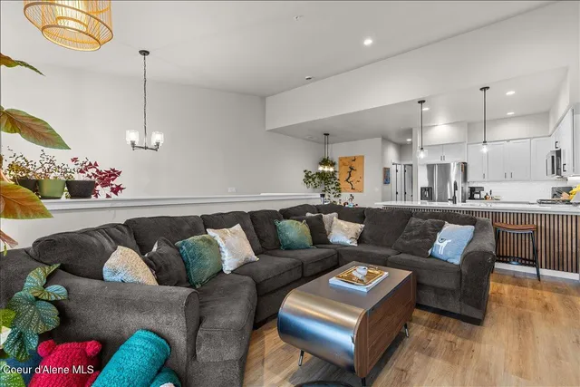 $449,900 | 930 East RR Avenue, Post Falls, ID 83854