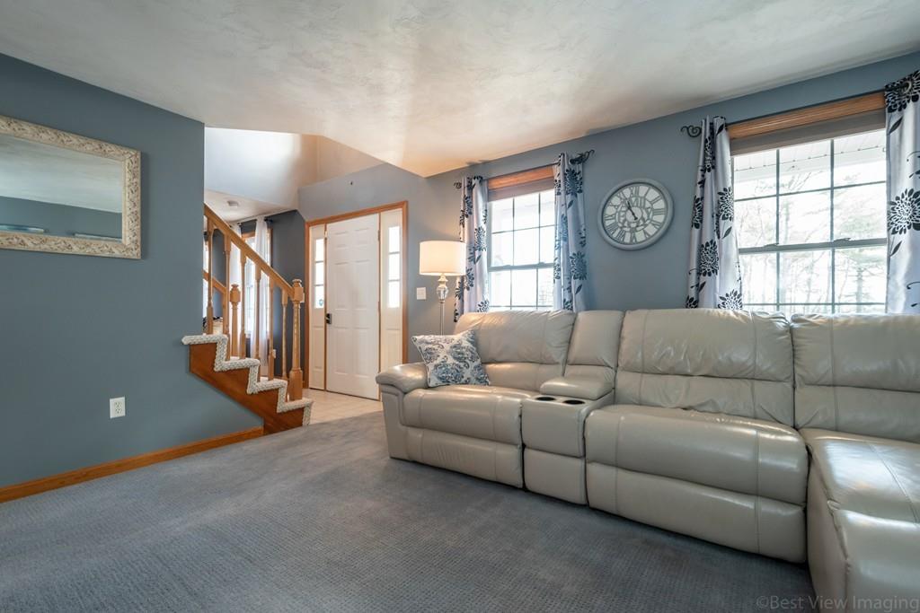 58 West Meadow Road Townsend, MA 01474 - Photo 11 of 24 Gallery Image 11