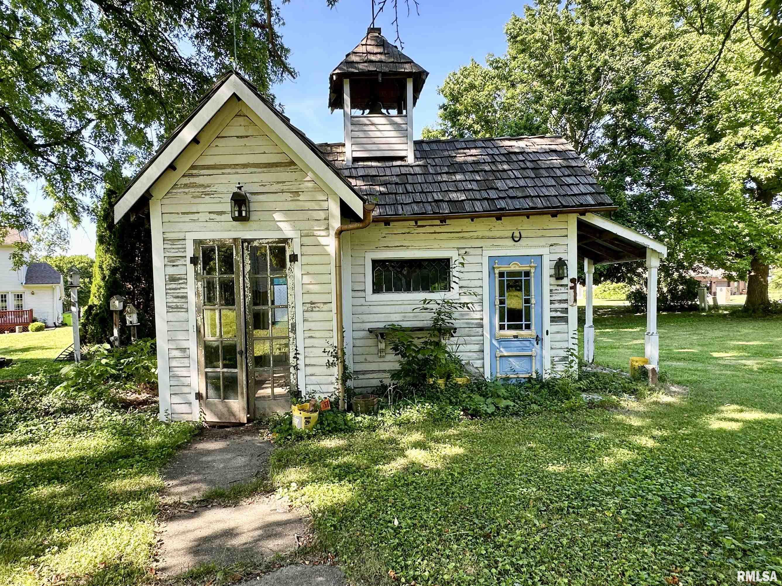 2100 Mound Road Jacksonville, IL 62650 - Photo 6 of 20