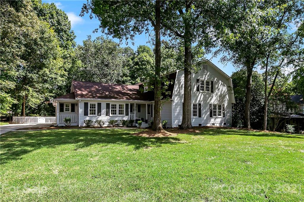 5356 Hillingdon Road Charlotte, NC 28226 - Photo 1 of 28 Gallery Image 1