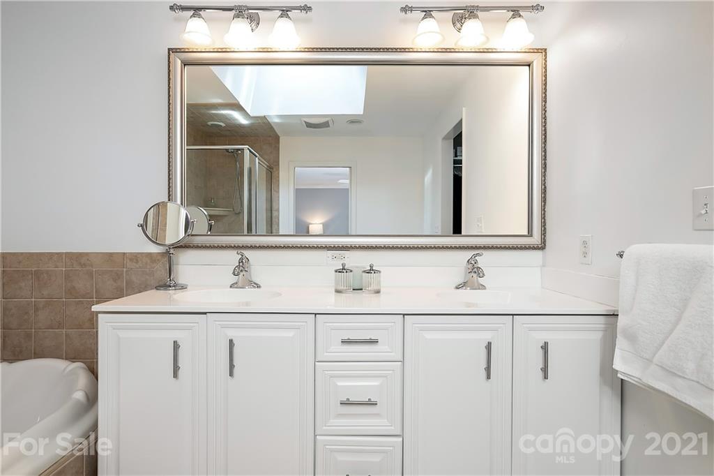 5356 Hillingdon Road Charlotte, NC 28226 - Photo 18 of 28 Gallery Image 18