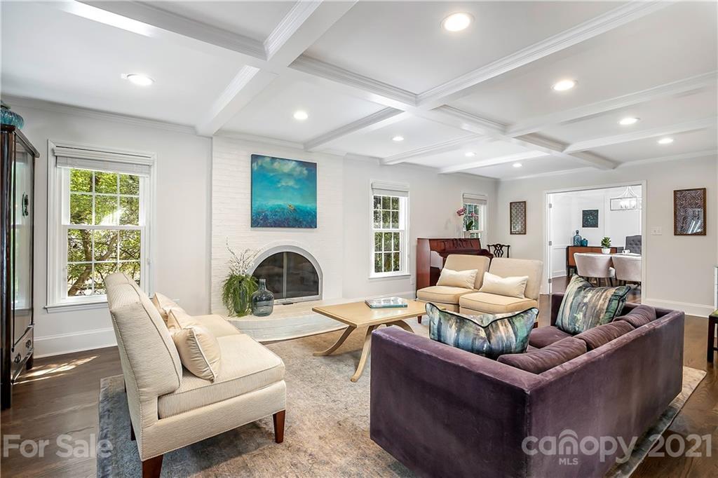 5356 Hillingdon Road Charlotte, NC 28226 - Photo 5 of 28 Gallery Image 5