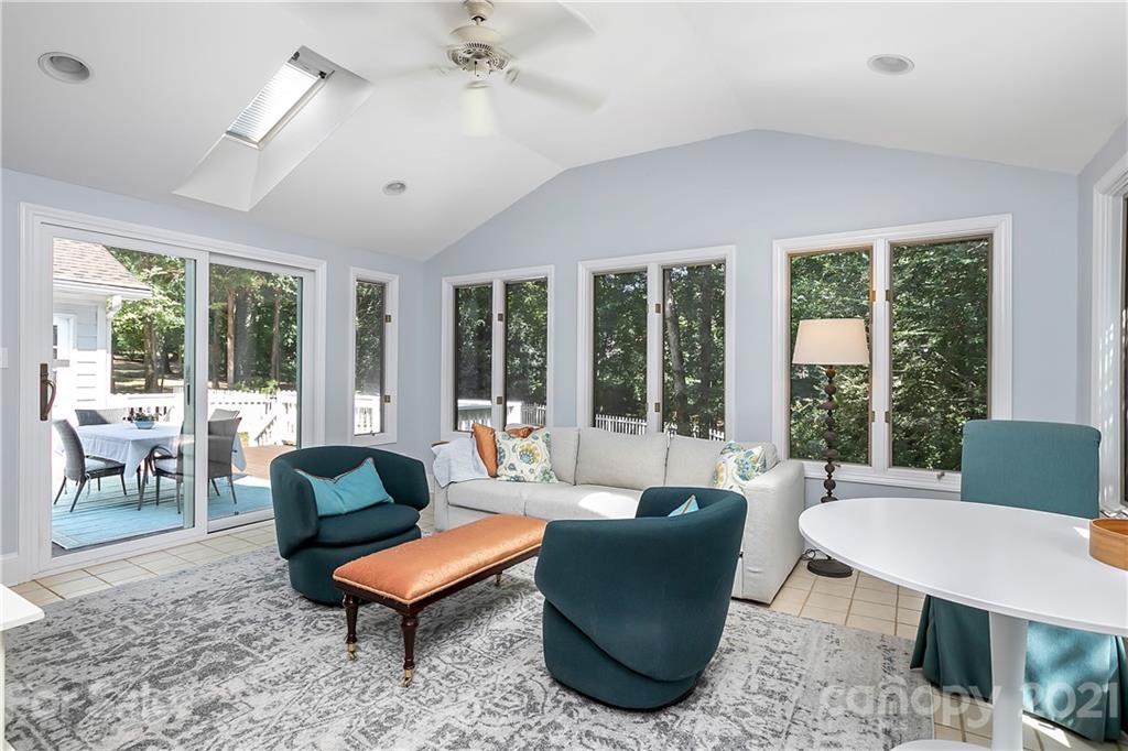 5356 Hillingdon Road Charlotte, NC 28226 - Photo 7 of 28 Gallery Image 7