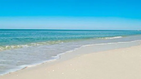 $1,750,000 | 742 Edgemere Lane, Siesta Key, FL 34242