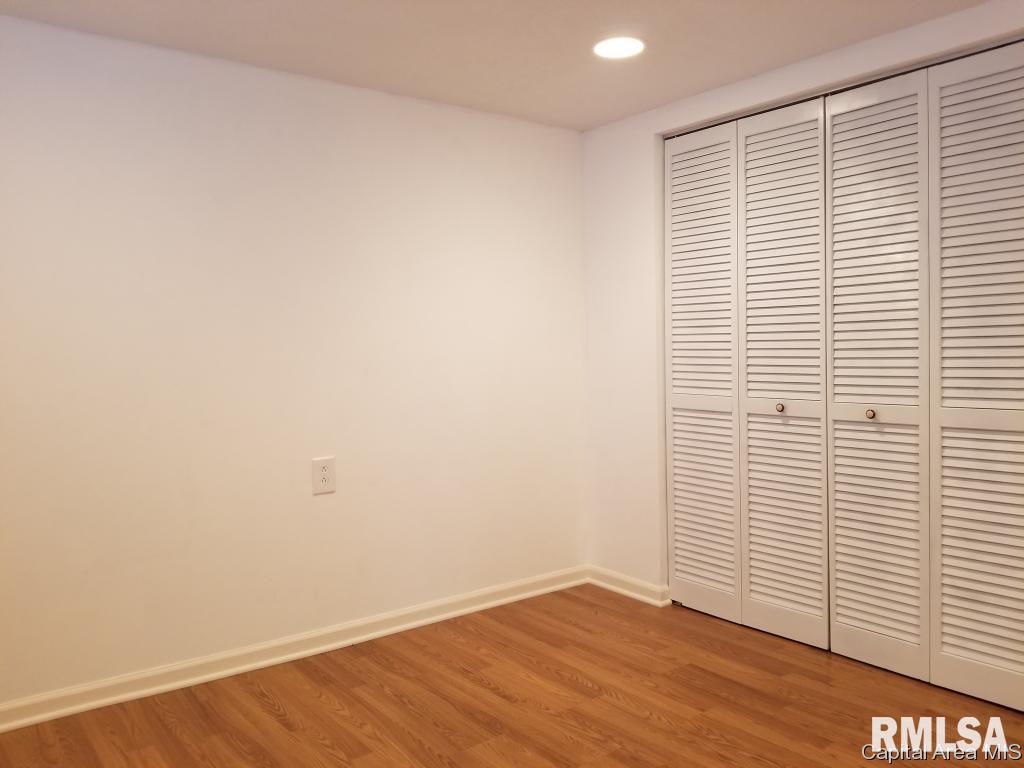 3200 Neptune Avenue Springfield, IL 62707 - Photo 17 of 22