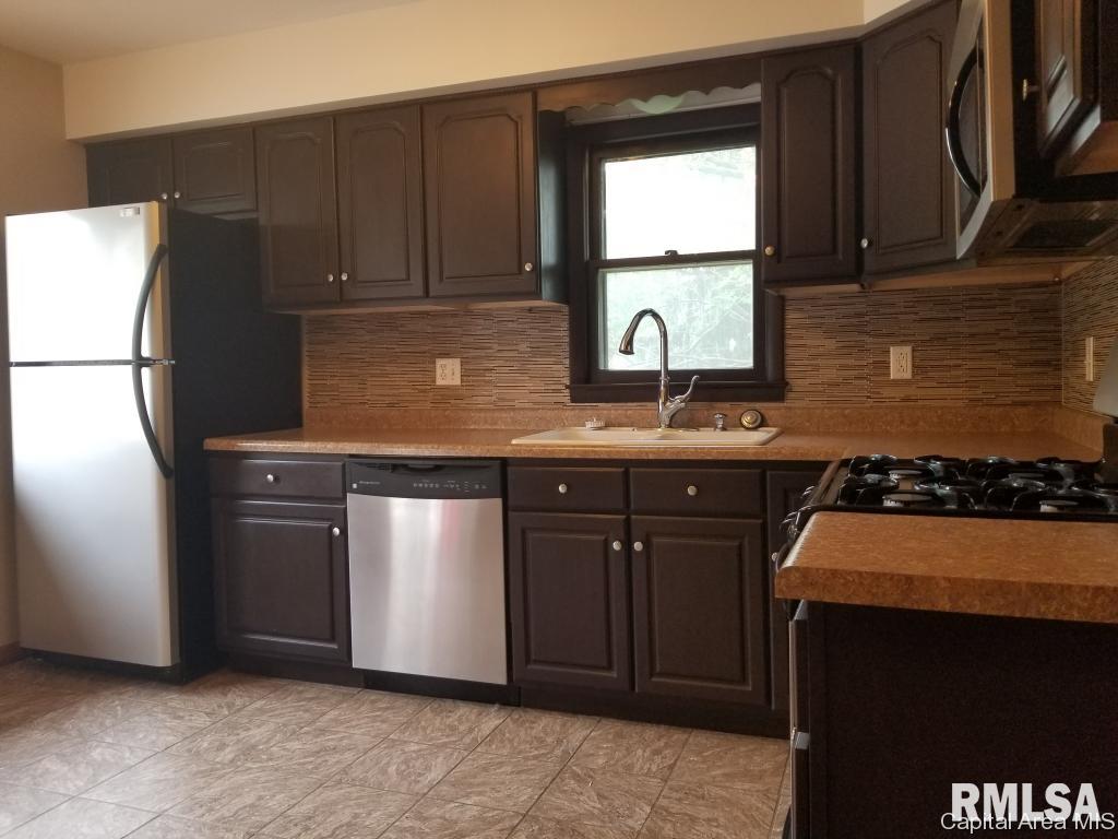 3200 Neptune Avenue Springfield, IL 62707 - Photo 10 of 22