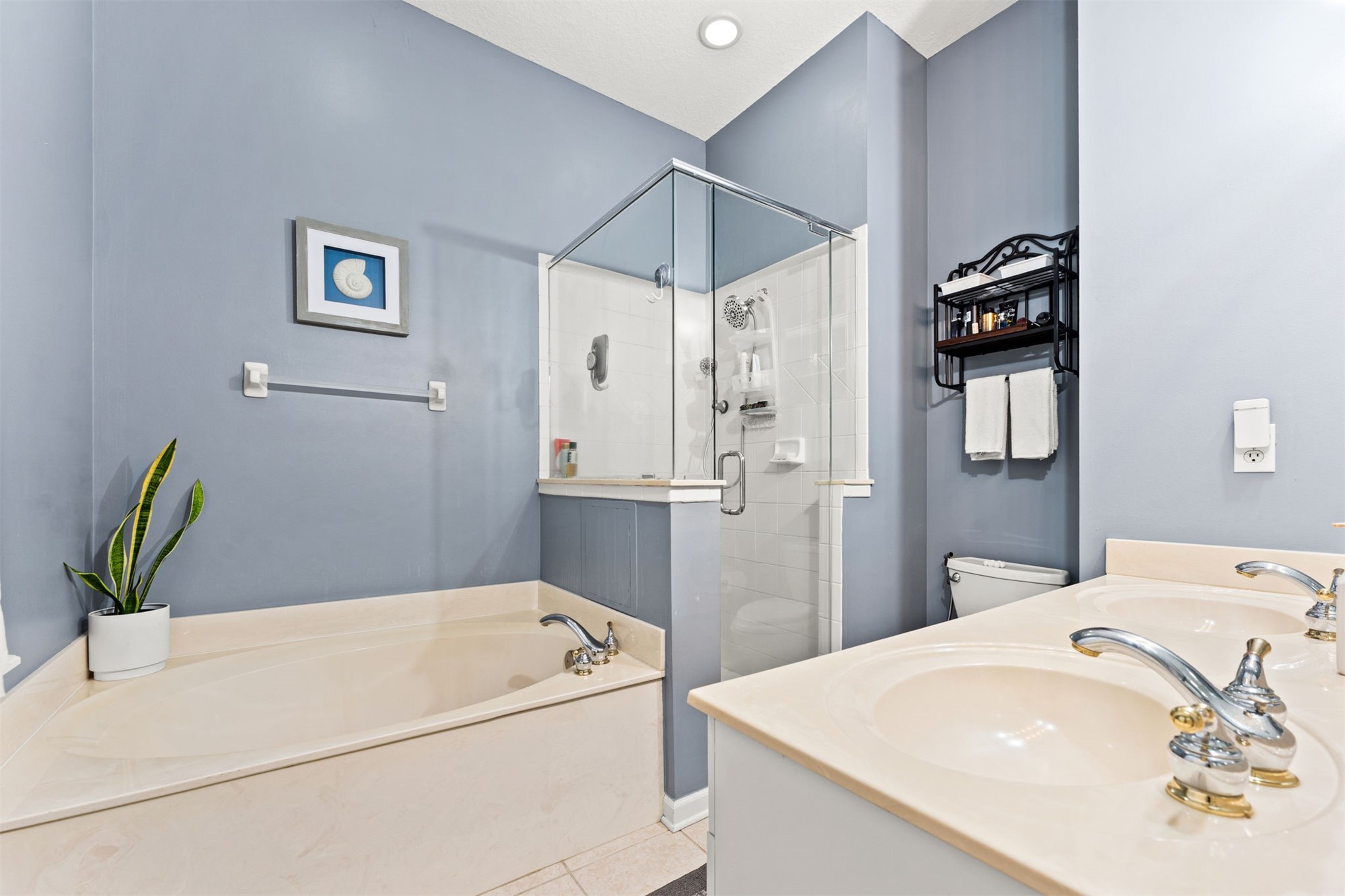 1878 Carnation Street Fernandina Beach, FL 32034 - Photo 20 of 29 Separate Tub & Shower
