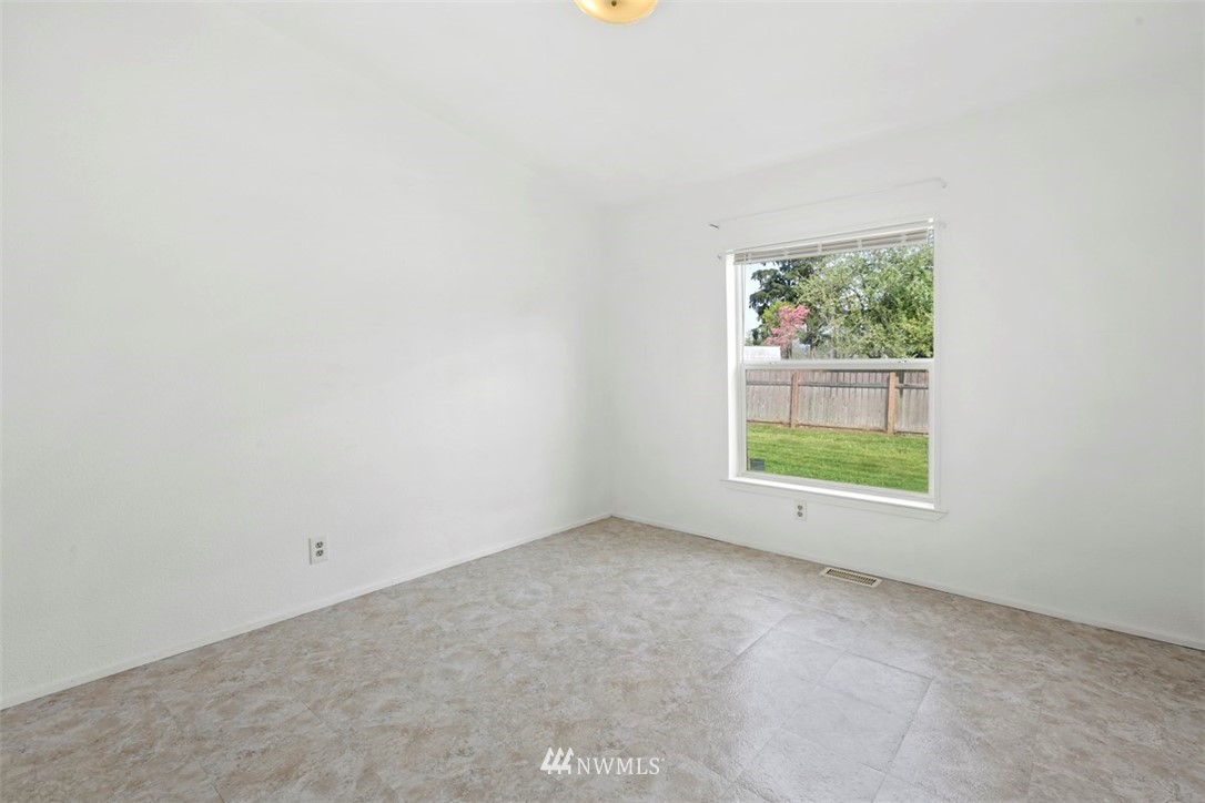 24804 Chase Road Sedro-Woolley, WA 98284 - Photo 10 of 15 Gallery Image 10
