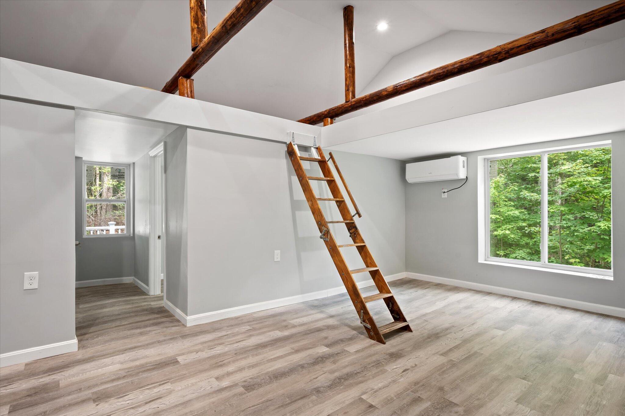 46 Larkspur Road Dedham, ME 04429 - Photo 14 of 27 14-Living Room