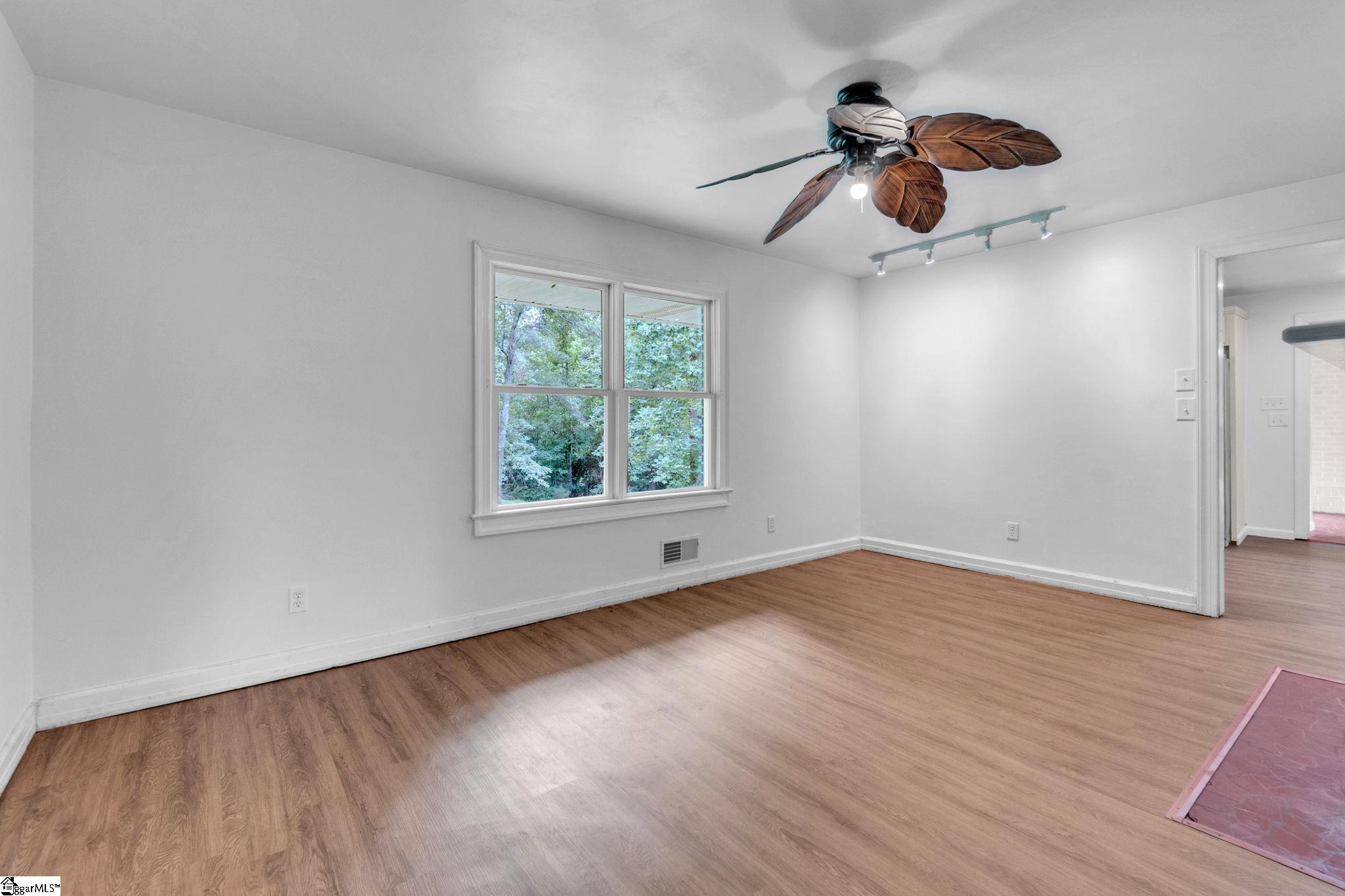 509 West Main Street Liberty, SC 29657 - Photo 6 of 31