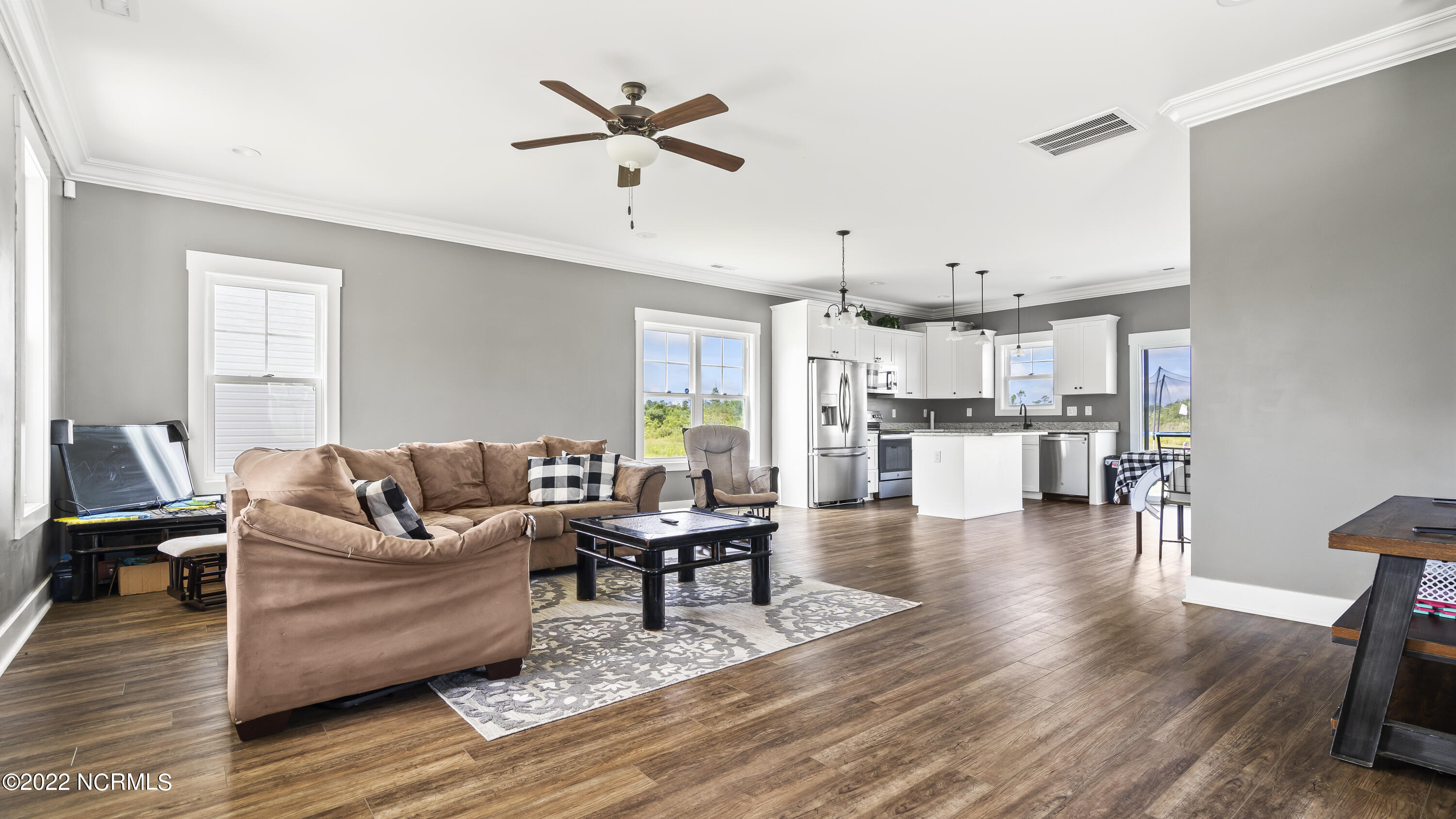 427 Elgin Road Hubert, NC 28539 - Photo 4 of 29 4