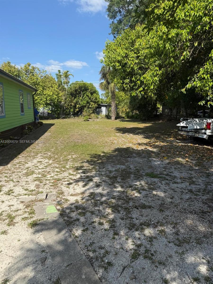 397 Miramar Road Fort Myers, FL 33905 - Photo 8 of 8 Gallery Image 8
