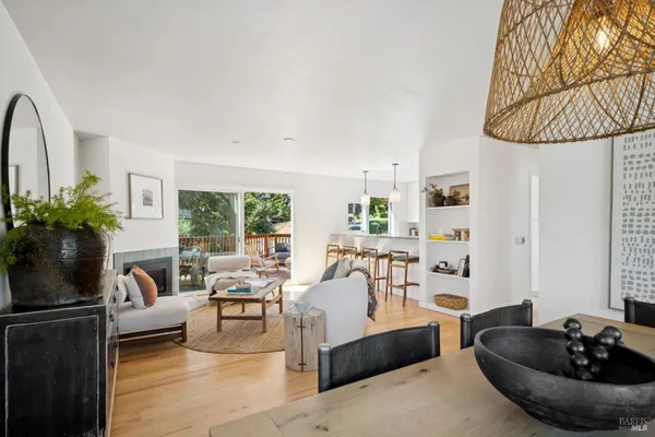 $948,000 | 5 Lower Via Casitas, Greenbrae, CA 94904