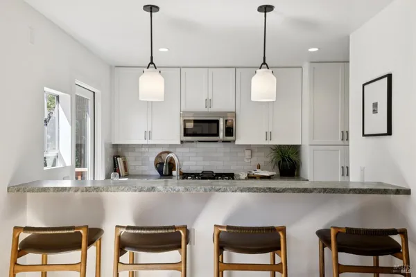 $948,000 | 5 Lower Via Casitas, Greenbrae, CA 94904