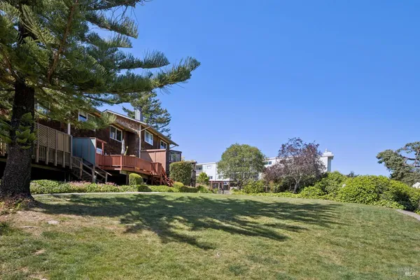 $948,000 | 5 Lower Via Casitas, Greenbrae, CA 94904