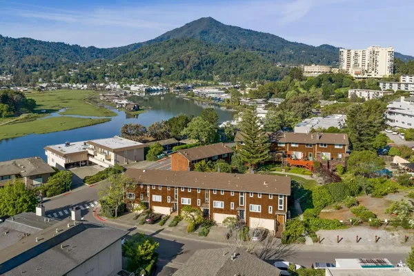 $948,000 | 5 Lower Via Casitas, Greenbrae, CA 94904