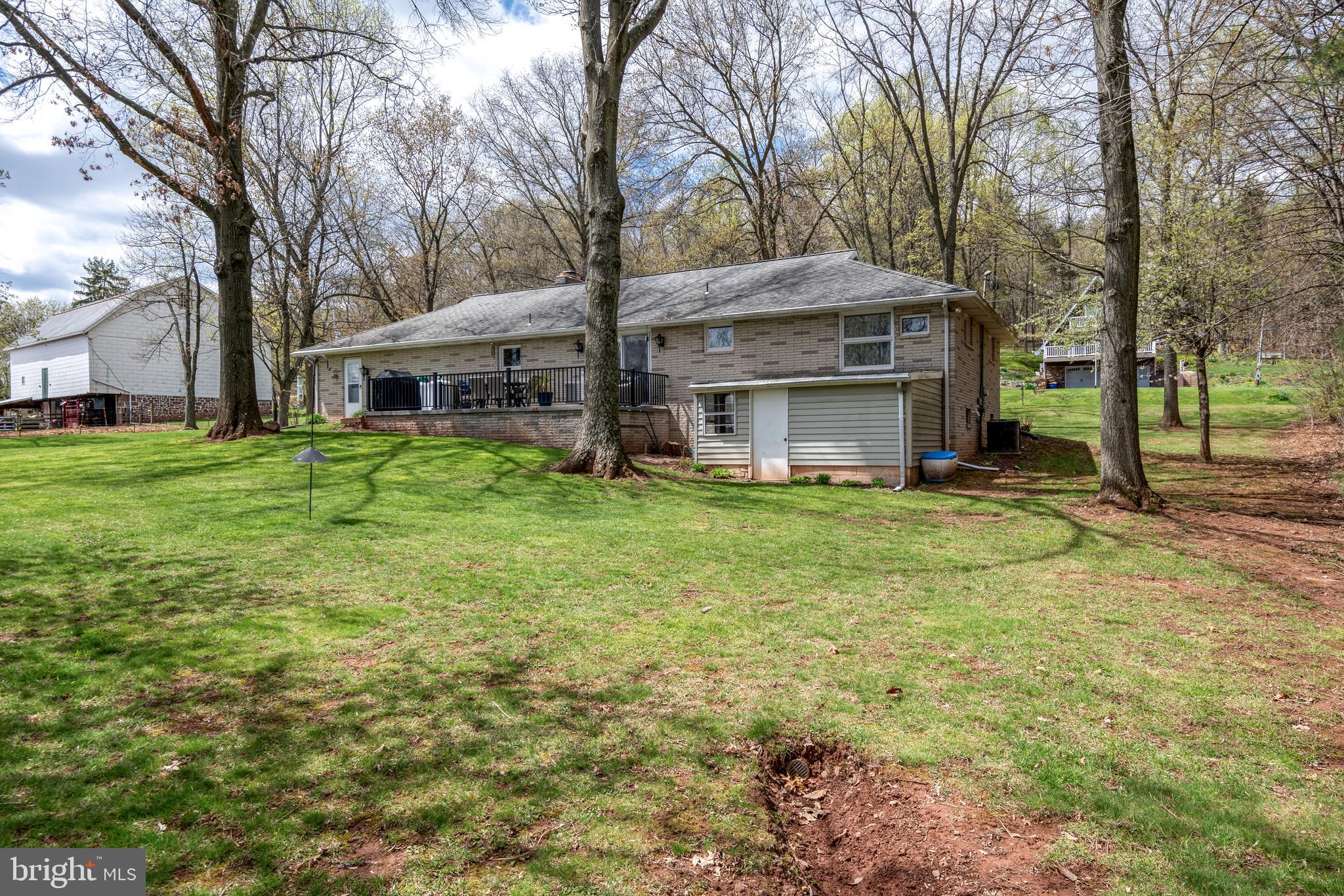 2860 Blackberry Road Dover, PA 17315 - Photo 38 of 56 Gallery Image 38