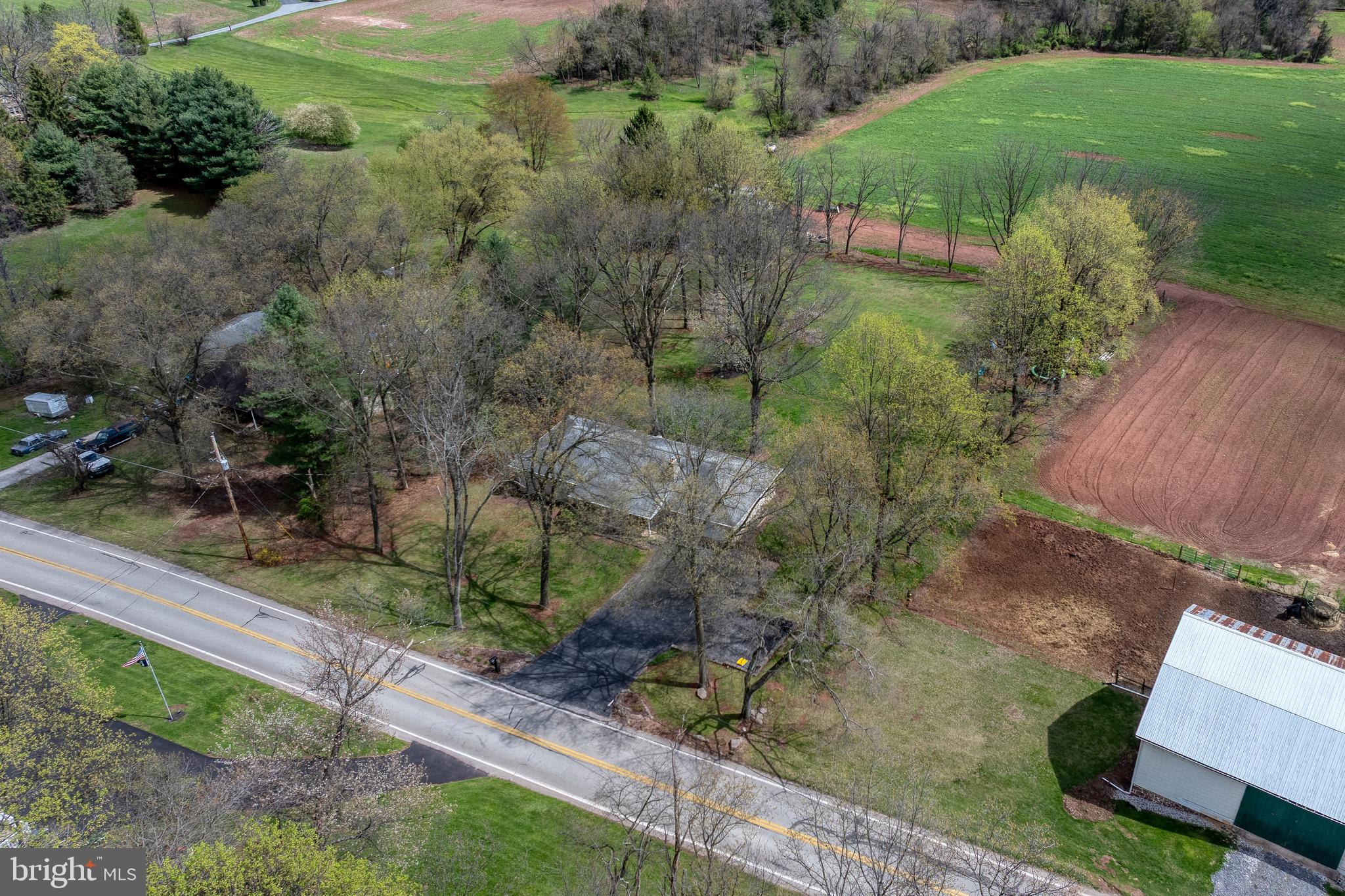 2860 Blackberry Road Dover, PA 17315 - Photo 47 of 56 Gallery Image 47