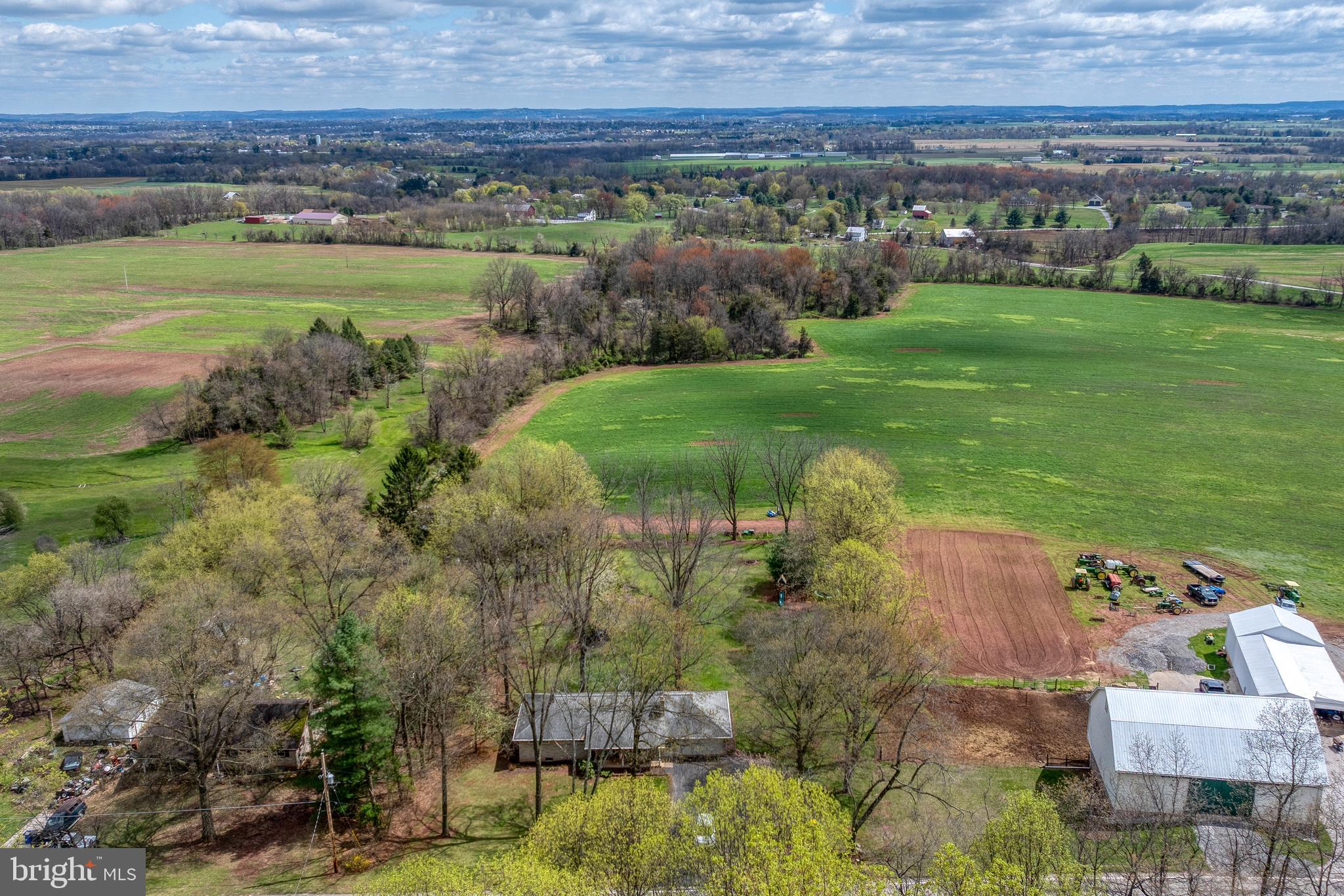2860 Blackberry Road Dover, PA 17315 - Photo 48 of 56 Gallery Image 48