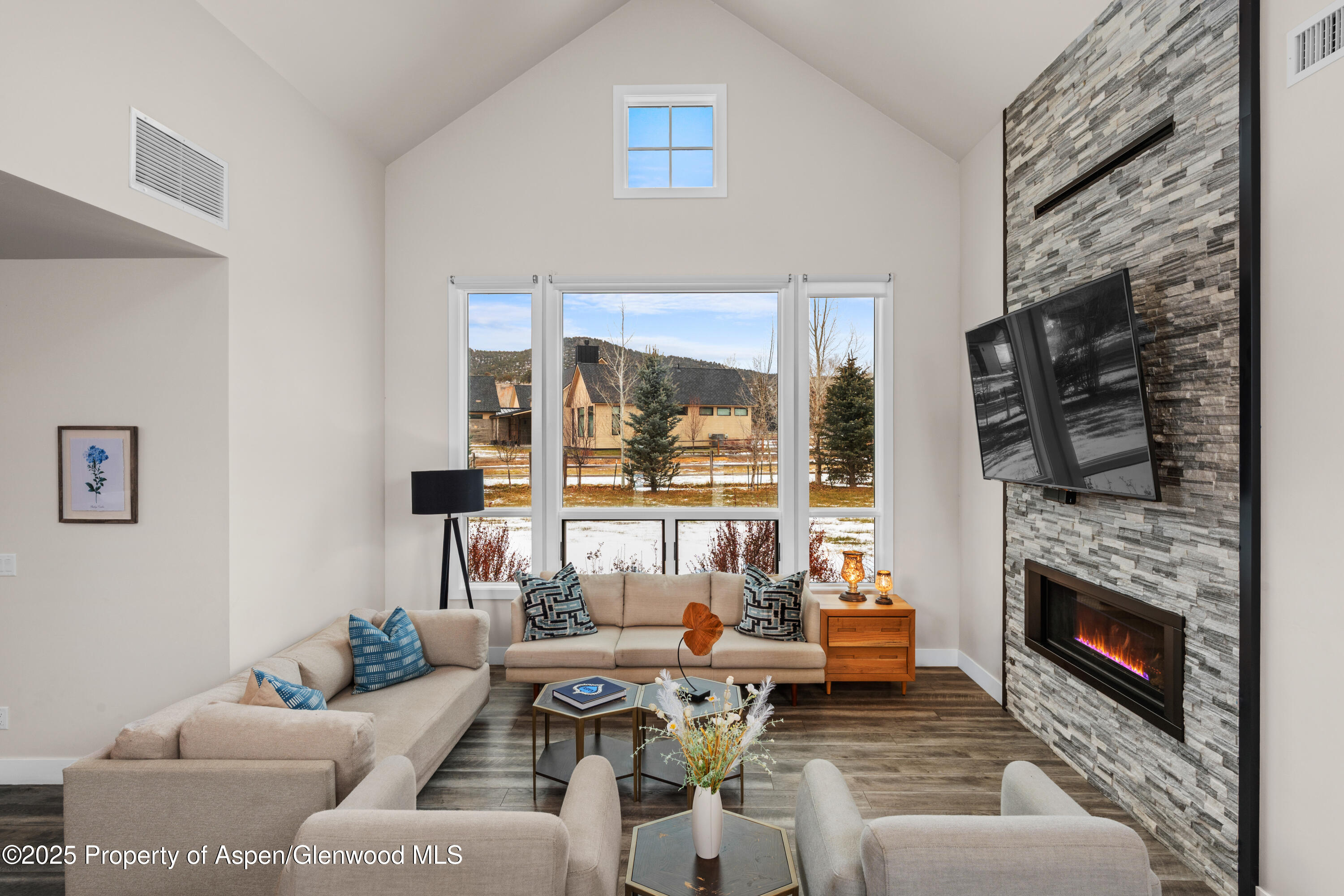 347 Equestrian Way Carbondale, CO 81623 - Photo 8 of 39 347Equestrian_HiRes00015