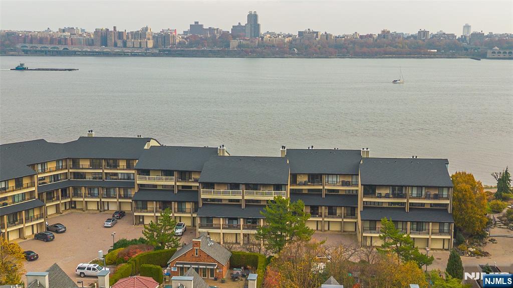 1225 River Road, Unit 7D Edgewater, NJ 07020 - Photo 5 of 41