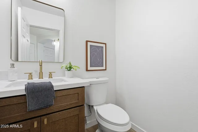 $900,000 | 4224 West Harrison Street, Chandler, AZ 85226