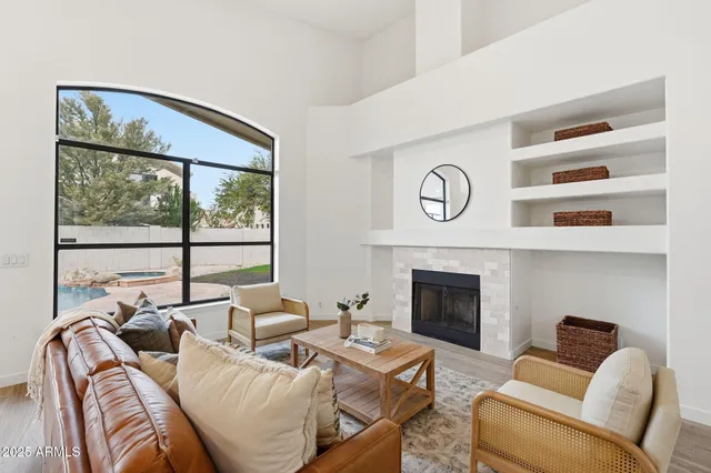 $900,000 | 4224 West Harrison Street, Chandler, AZ 85226