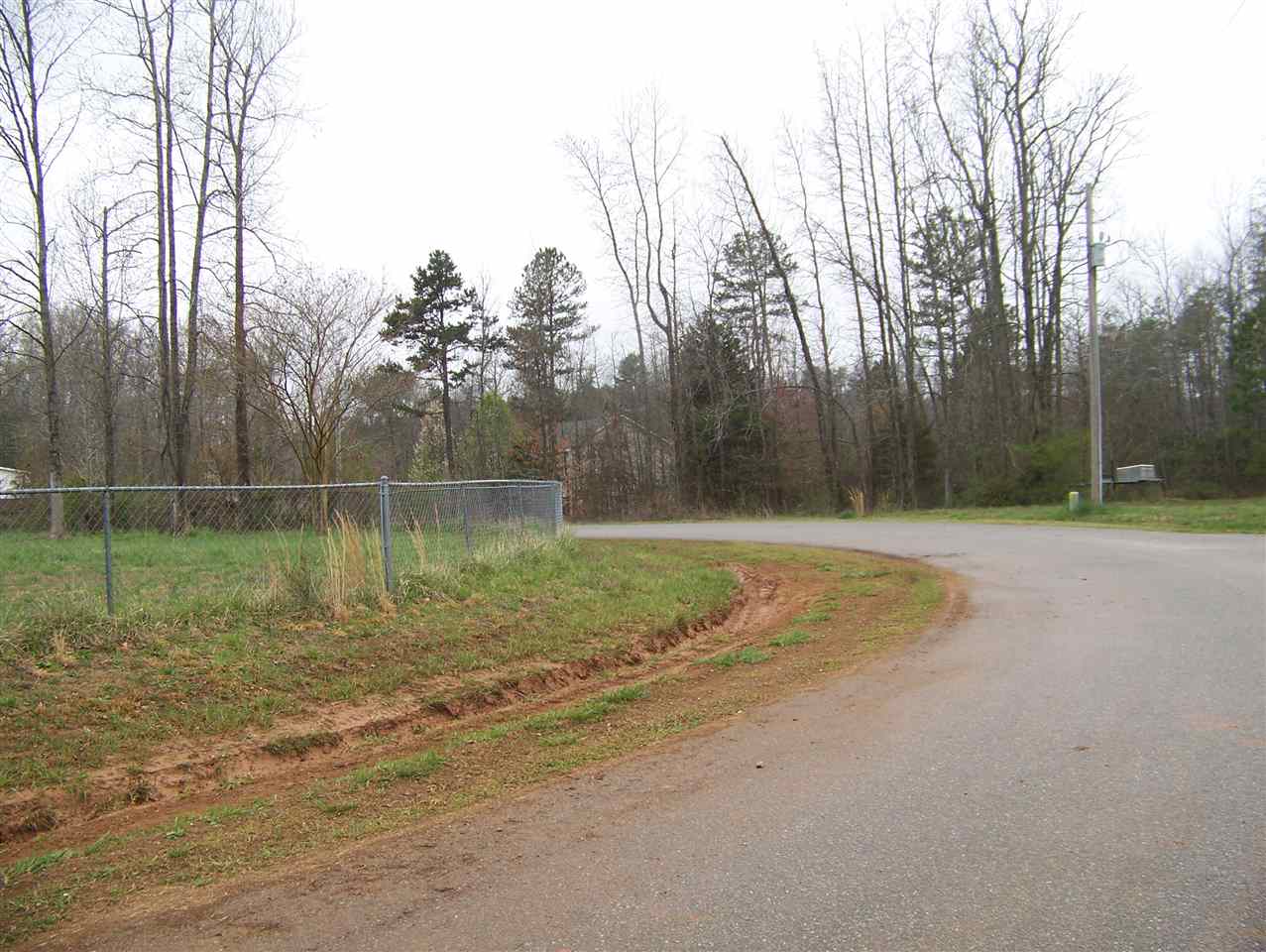 214 Lake Tree Road Gaffney, SC 29340 - Photo 3 of 11
