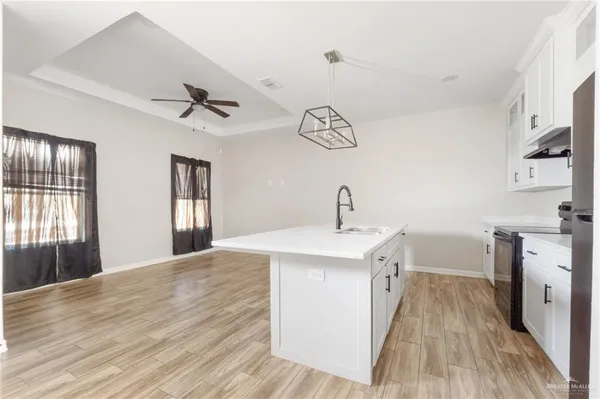 $1,300 | 437 5th Street, La Joya, TX 78560