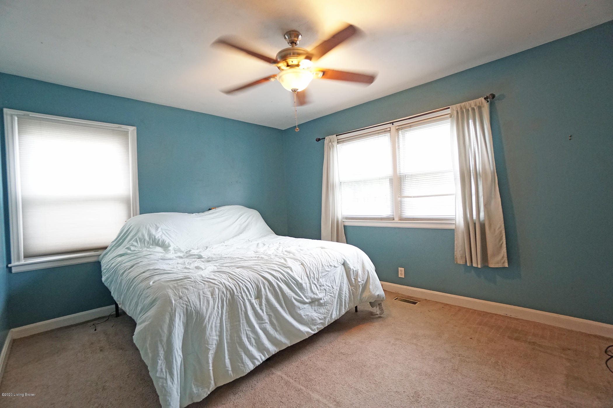 3032 Hendon Road Louisville, KY 40220 - Photo 20 of 39 20