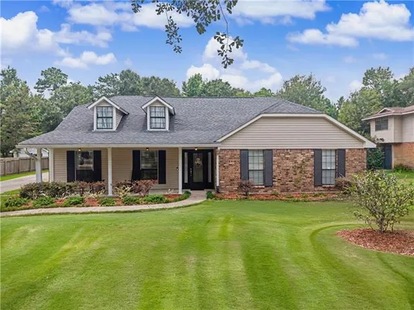$349,500 | 225 Blue Crane Drive, Unit 1, Slidell, LA 70458