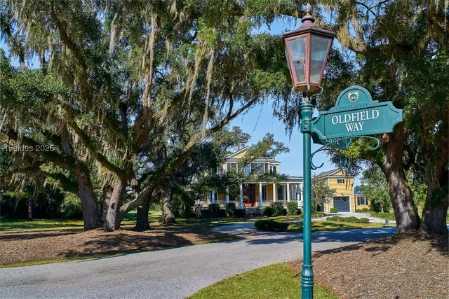 $849,000 | 30 Carrier Bluff, Bluffton, SC 29909