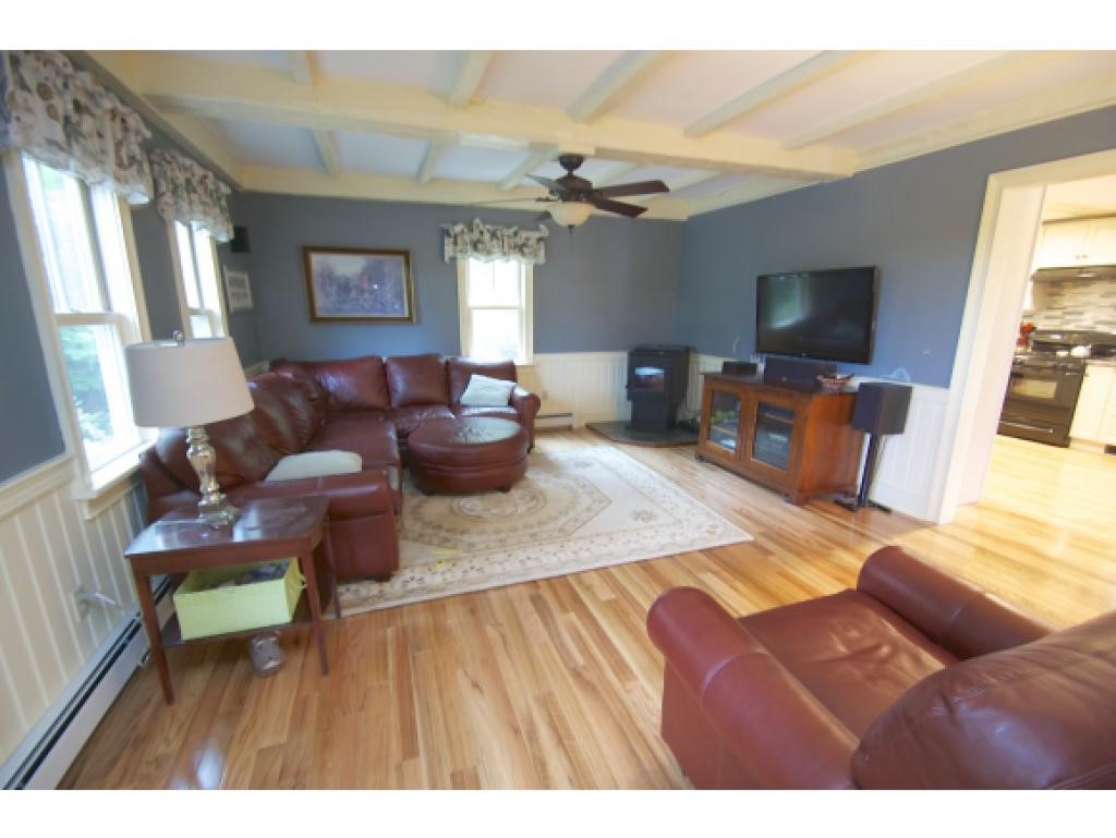 179 Tirrell Hill Road Goffstown, NH 03045 - Photo 8 of 35 Gallery Image 8