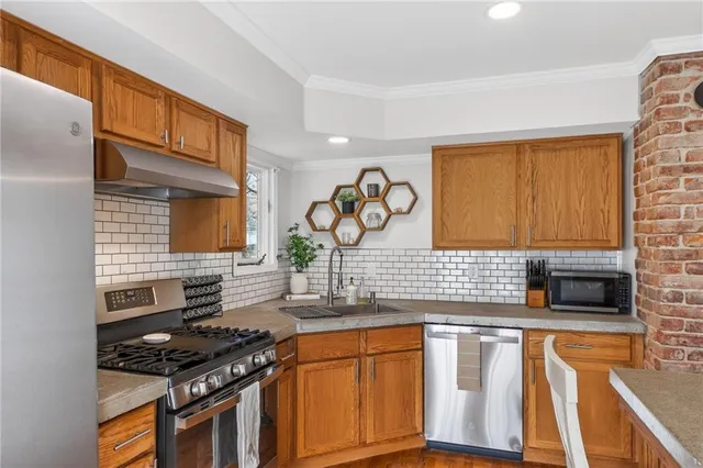 $225,000 | 915 North 9th Street, Atchison, KS 66002