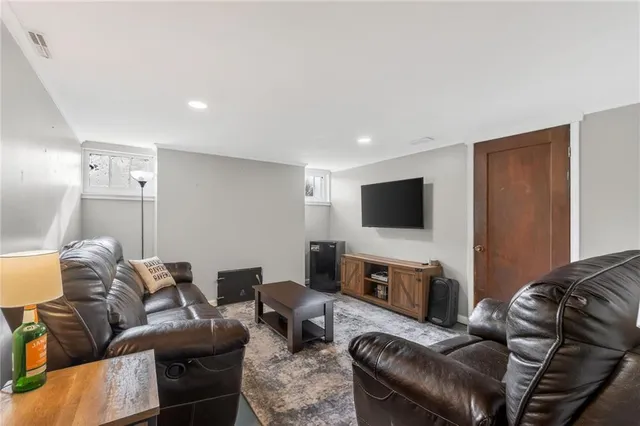 $225,000 | 915 North 9th Street, Atchison, KS 66002