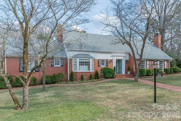 $579,000 | 403 Weaver Drive, Lexington, NC 27292