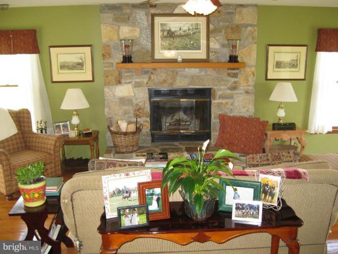 15257 Dover Road Butler, MD 21023 - Photo 24 of 30 Fireplace