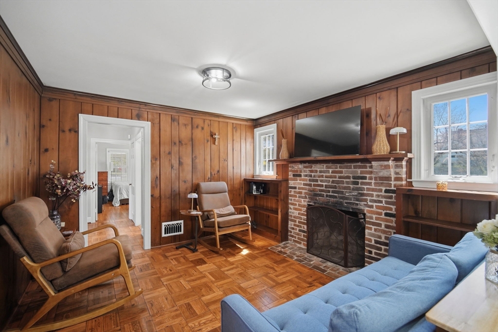 106 Springfield Street Wilbraham, MA 01095 - Photo 12 of 39