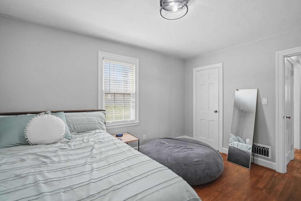 106 Springfield Street Wilbraham, MA 01095 - Photo 16 of 39