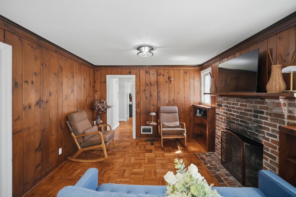 106 Springfield Street Wilbraham, MA 01095 - Photo 10 of 39