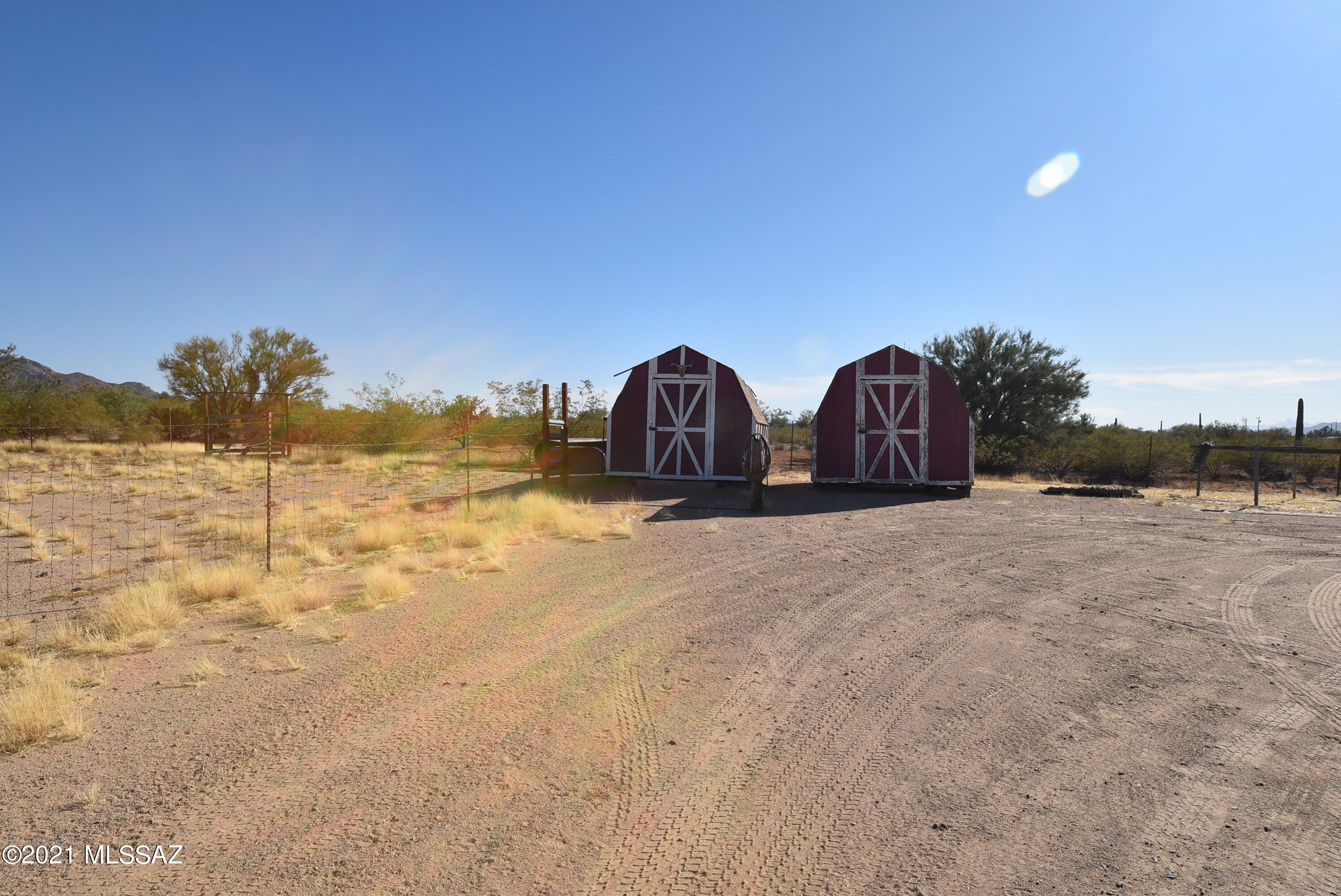 5820 North Chaparral Road Tucson, AZ 85743 - Photo 32 of 50