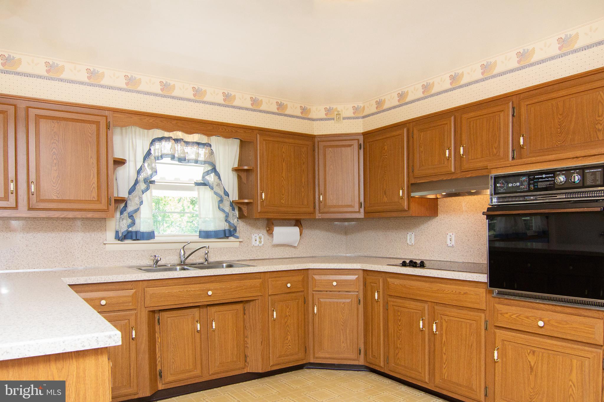 50 Ruel Avenue Hanover, PA 17331 - Photo 11 of 30 Kitchen