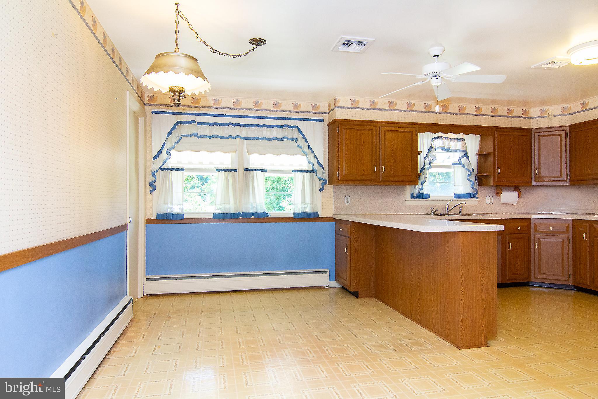 50 Ruel Avenue Hanover, PA 17331 - Photo 16 of 30 Dinette Area