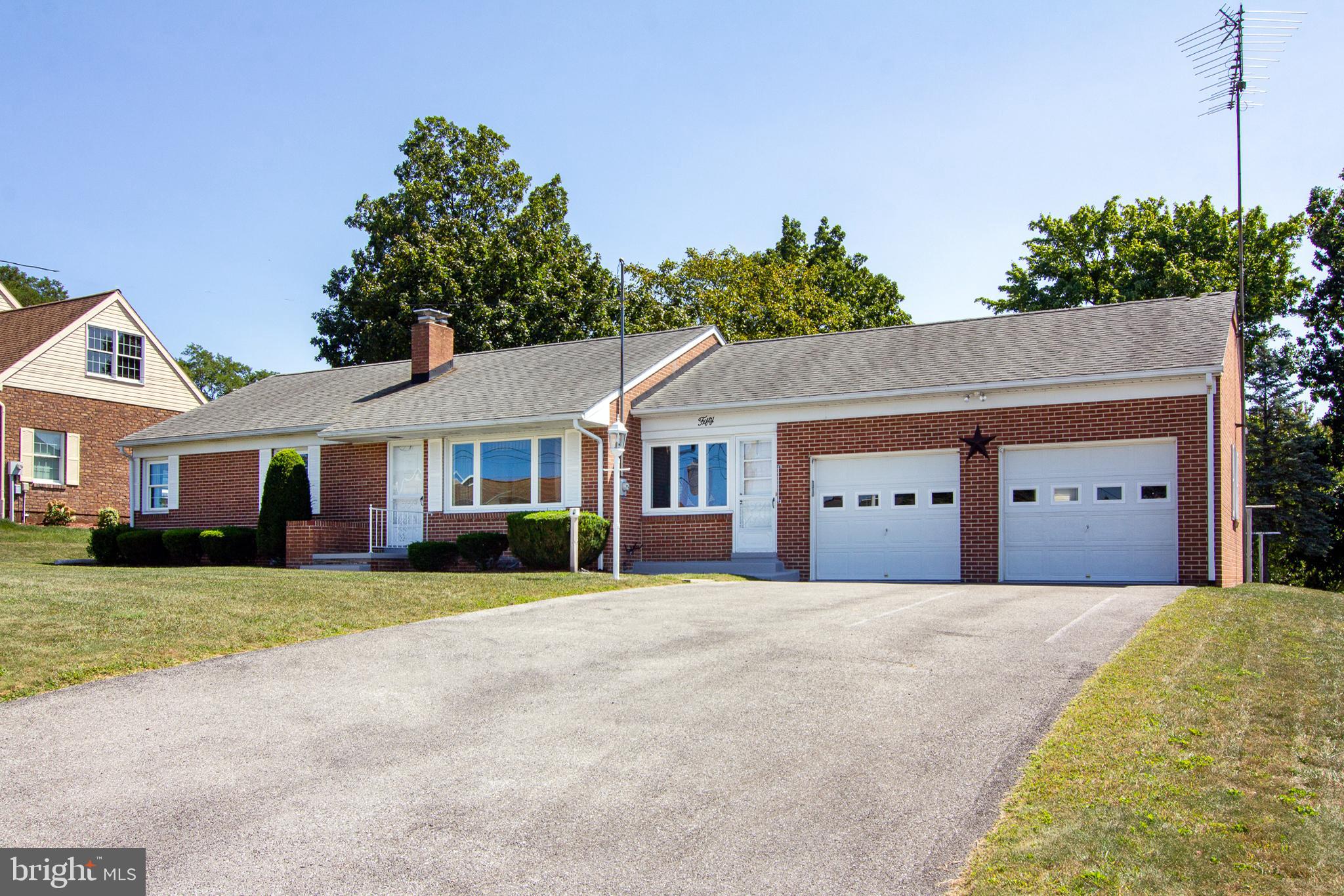 50 Ruel Avenue Hanover, PA 17331 - Photo 2 of 30 Curbside View