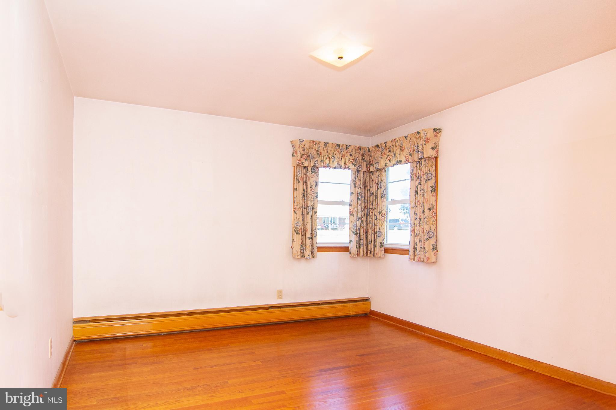 50 Ruel Avenue Hanover, PA 17331 - Photo 24 of 30 Second Bedroom