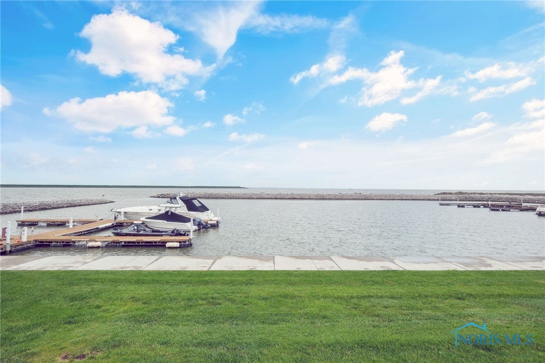 5463 Bay Shore Road, Unit 5463 Oregon, OH 43616 - Photo 36 of 43 Gallery Image 36