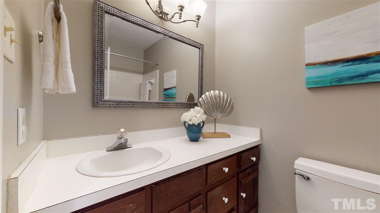 4320 Pickwick Drive Raleigh, NC 27613 - Photo 22 of 29