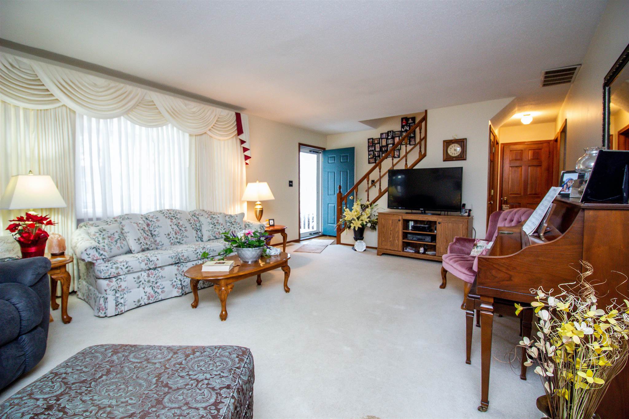 2209 Maplewood Road Fort Wayne, IN 46819 - Photo 6 of 35