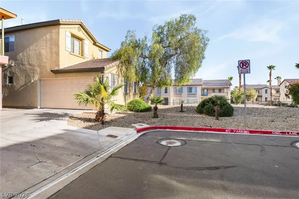 $2,050 | 3668 Sanwood Street, Las Vegas, NV 89147